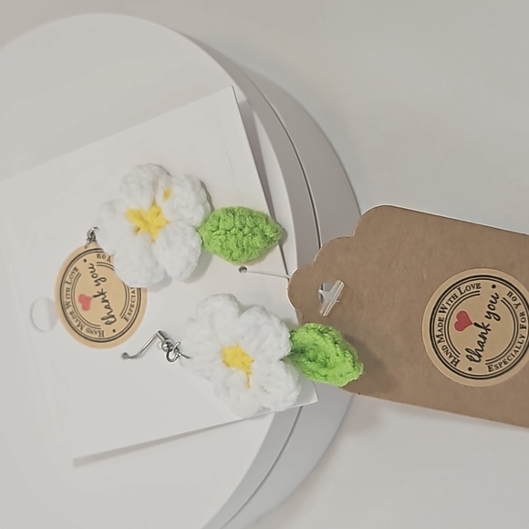 Hand Crafted Hand Knit Chrochet Dainty Daisy Dangling Earrings with fish hooks - Picture 17 of 17